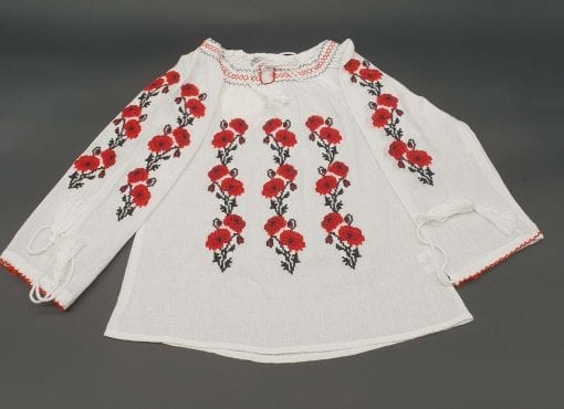 Ie traditionala Fetita Marga [2]