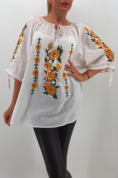 Ie Traditionala Consuelo [2]