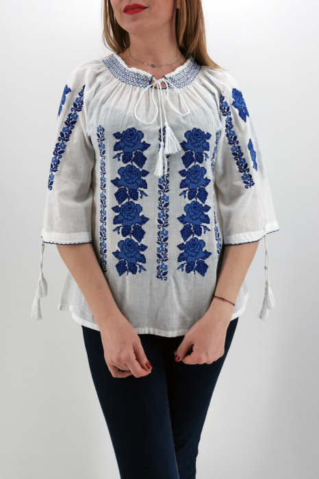 Ie Traditionala Frida [3]