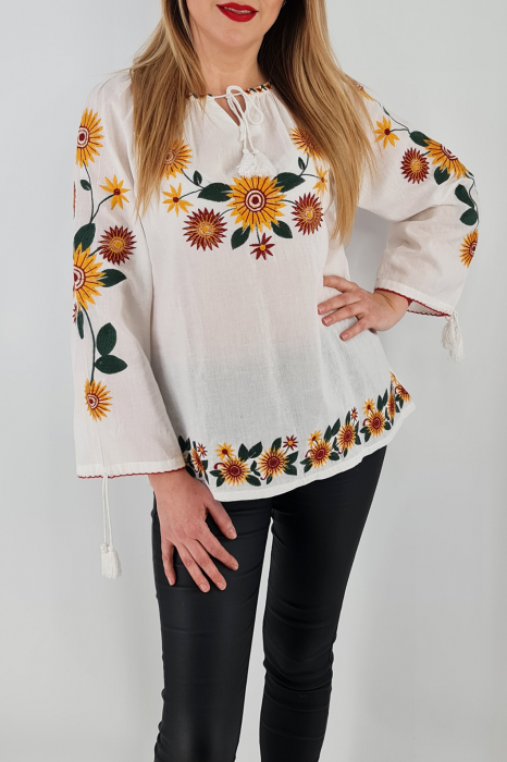 Ie Traditionala Gina 3 [4]