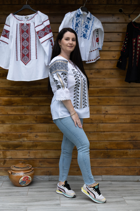 Ie Traditionala Ines 6 [3]