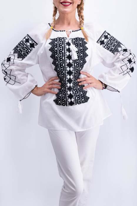 Ie Traditionala Iona 3 [4]