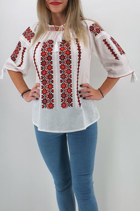 Ie Traditionala Iosefina 2 [2]