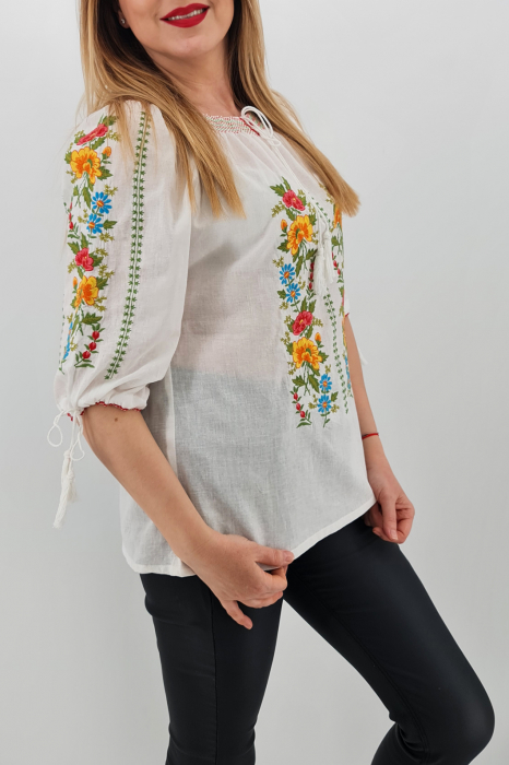 Ie Traditionala Lora [3]