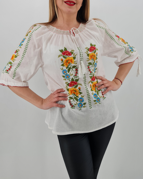 Ie Traditionala Lora [5]