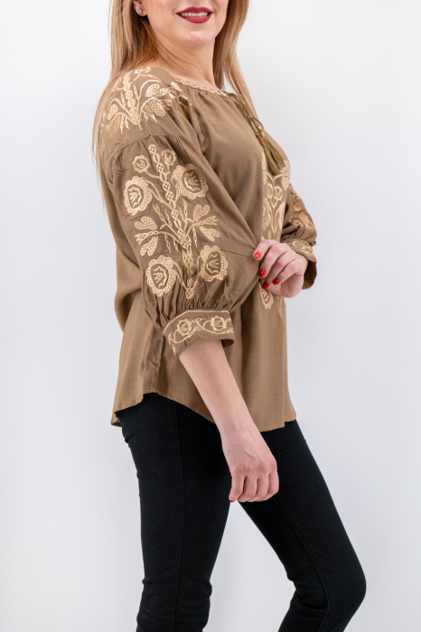 Ie Traditionala Linda 2 [4]