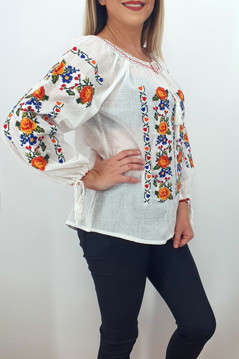 Ie Traditionala Larisa 2 [2]