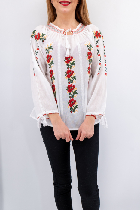 Ie Traditionala Maricica 8 [2]