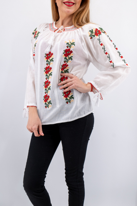 Ie Traditionala Maricica 8 [4]