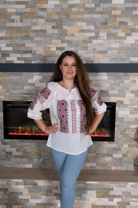 Ie Traditionala Zara [2]