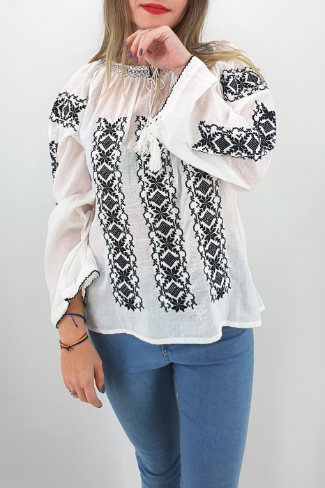 Ie Traditionala Lenuta [3]