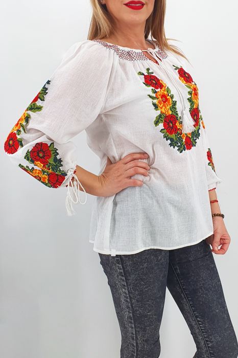 Ie Traditionala Manuela [3]