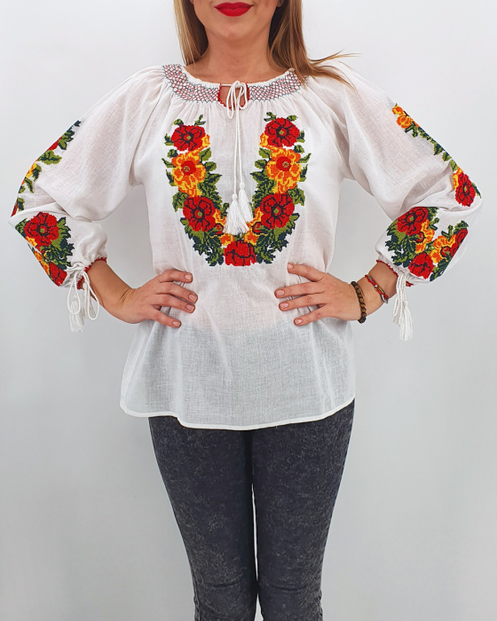 Ie Traditionala Manuela [2]