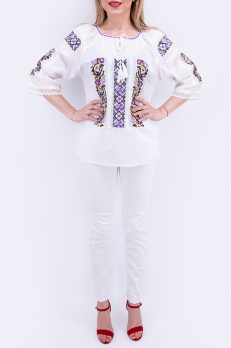 Ie Traditionala Minodora 6 [3]