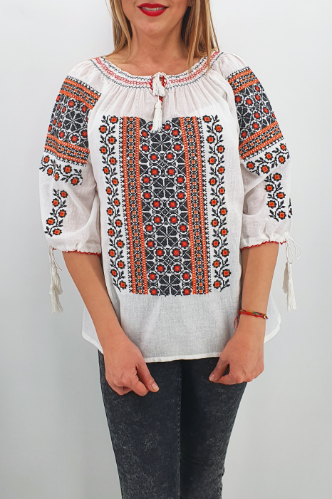 Ie Traditionala Tincuta [4]