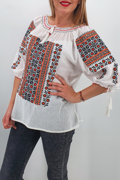 Ie Traditionala Tincuta [3]