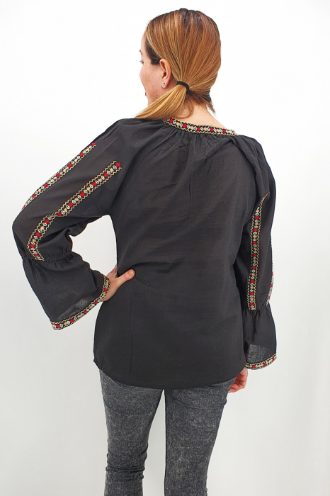 Ie Traditionala Raluca 3 [5]