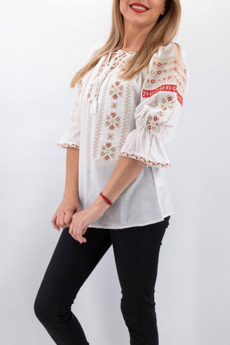 Ie Traditionala Raluca 8 [4]