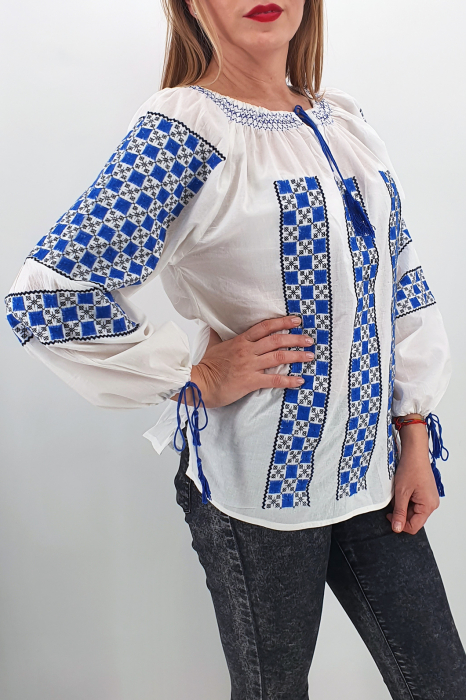 Ie Traditionala Raina [3]