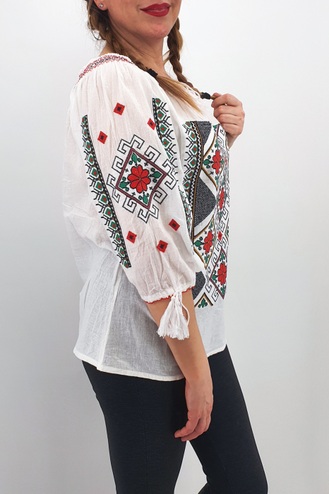 Ie Traditionala Serena 3 [3]