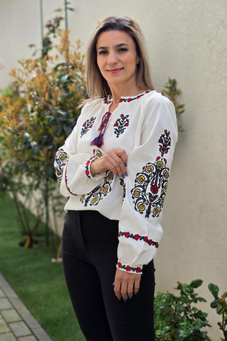 Ie Traditionala Izabela [2]