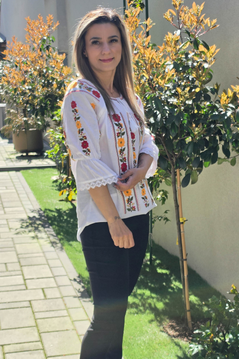 Ie Traditionala Adela [5]