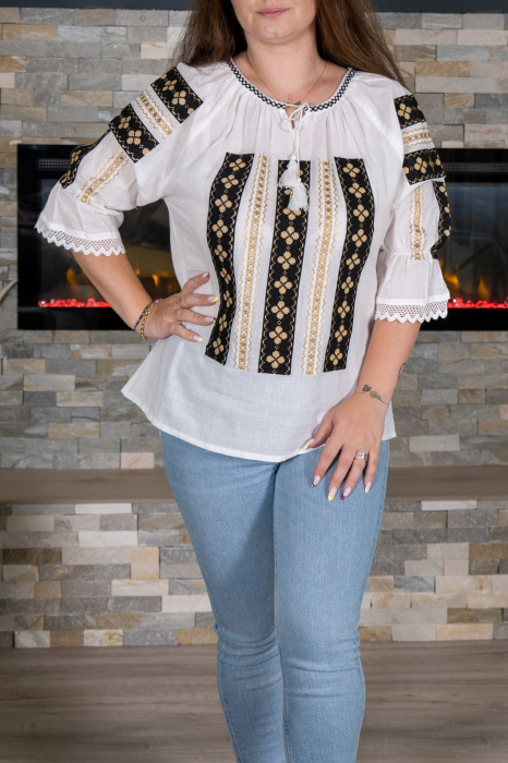 Ie Traditionala Ana Maria 5 [3]