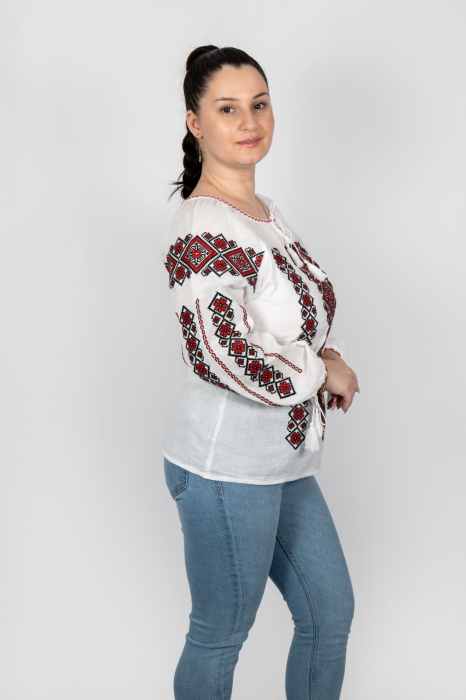 Ie Traditionala Viviana 3 [3]