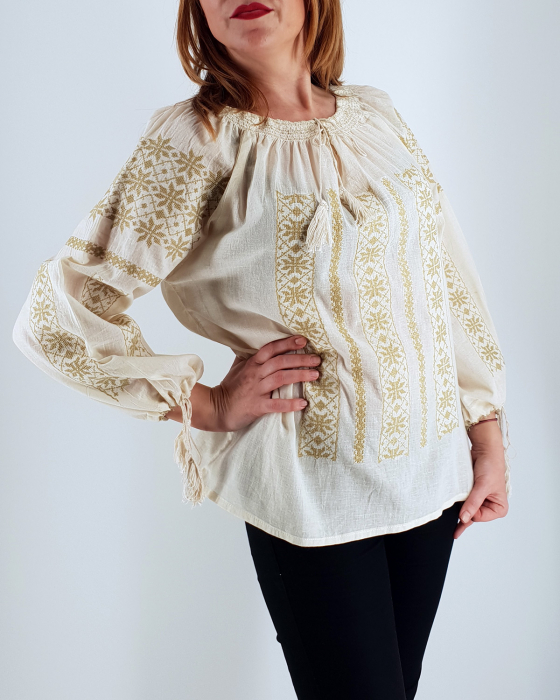 Ie Traditionala Sabina [3]