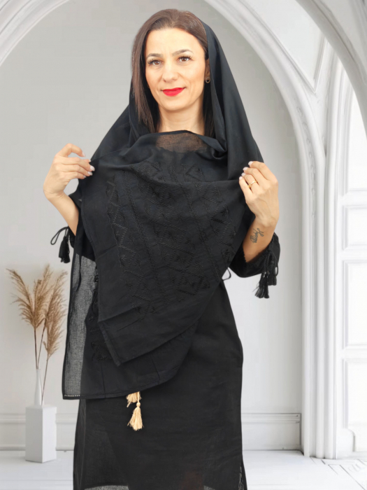 Marama Traditionala cu broderie Inflorata [4]
