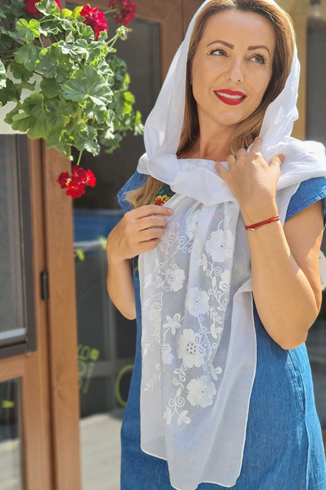 Marama Traditionala cu broderie Inflorata 2! [2]