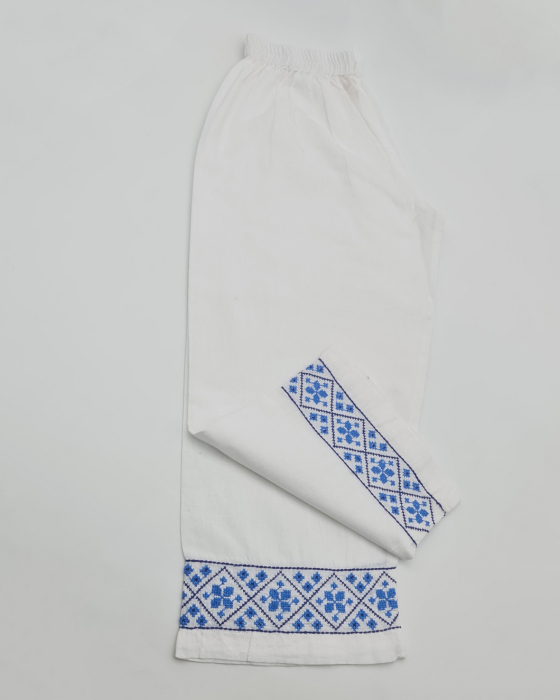 Pantalon traditional baieti 2 [2]