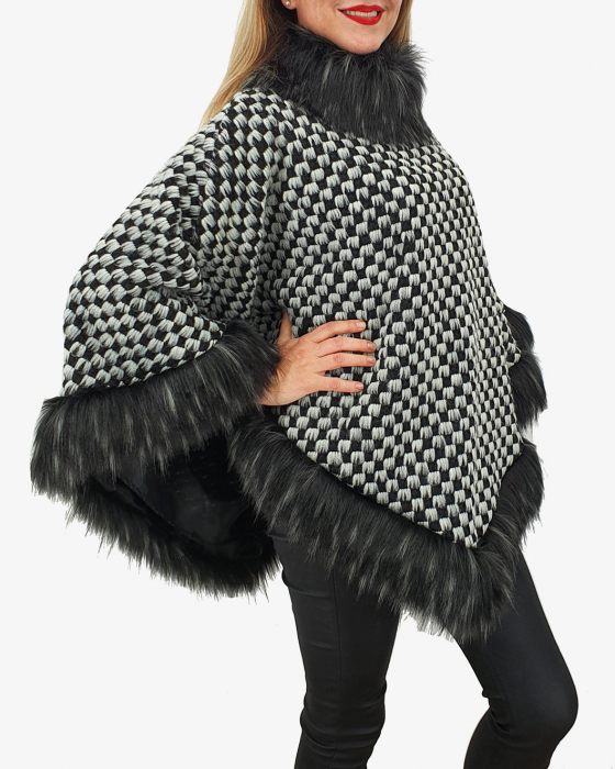 Poncho din lana cu blana 12 [2]
