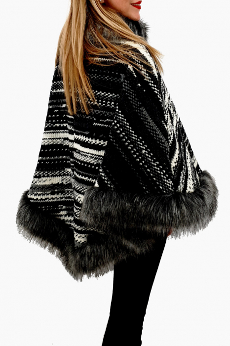Poncho din lana cu blana 8 [3]