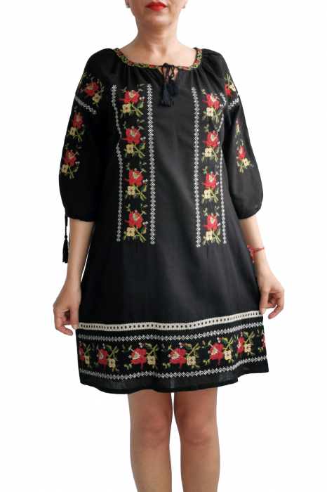 Rochie brodata Iana 2 [2]