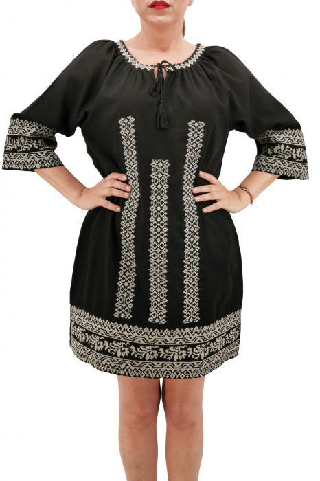 Rochie brodata Ionela [4]