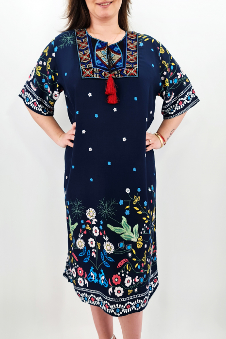 Rochie brodata si cu imprimeu floral [3]