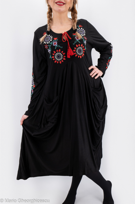 Rochie brodata Lizuca [4]