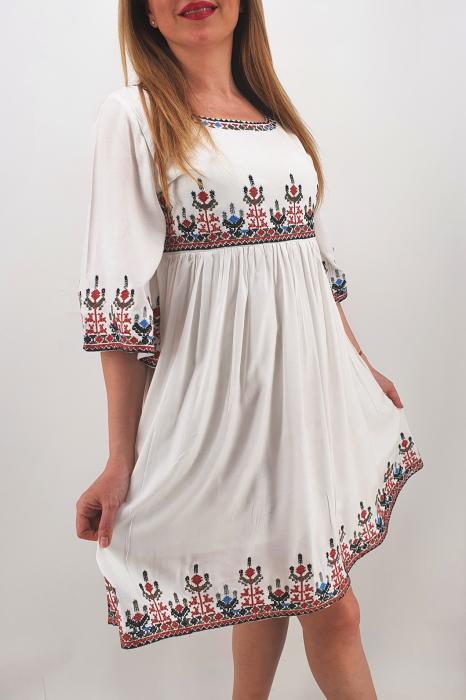 Rochie brodata Zica 3 [2]