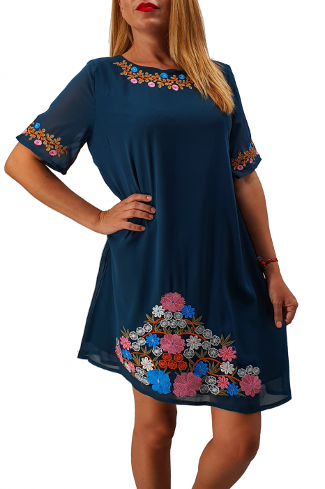 Rochie brodata Zoica 4 [3]