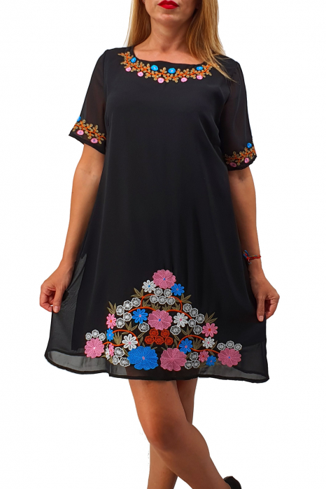 Rochie brodata Zoica 2 [2]