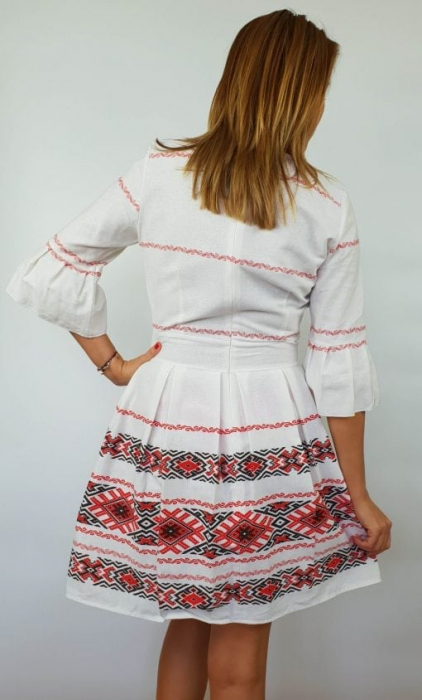 Rochie stilizata cu motive traditionale Nicoleta 3 [4]