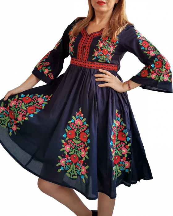 Rochie Traditionala Fiorela [3]