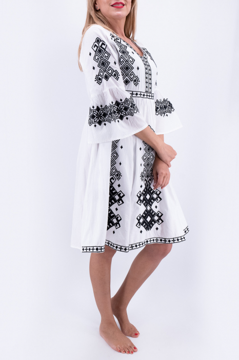 Rochie Traditionala Amanda 3 [3]