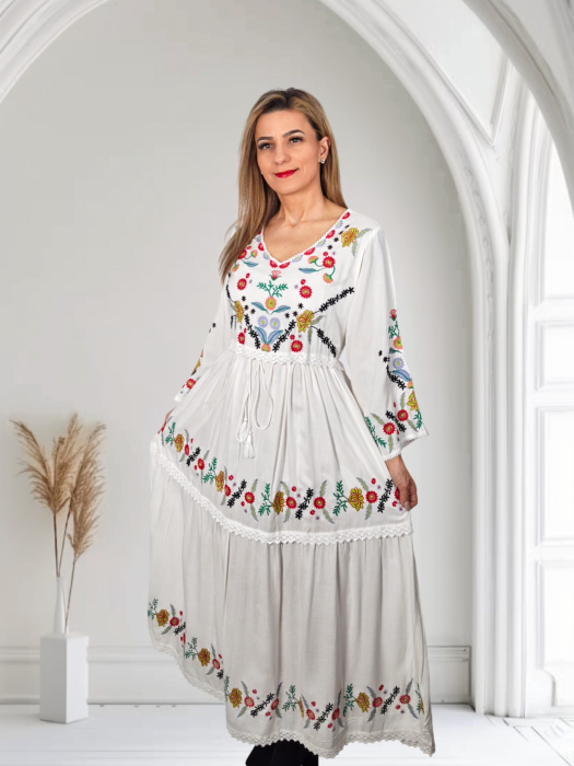 Rochie Traditionala Olivia [2]