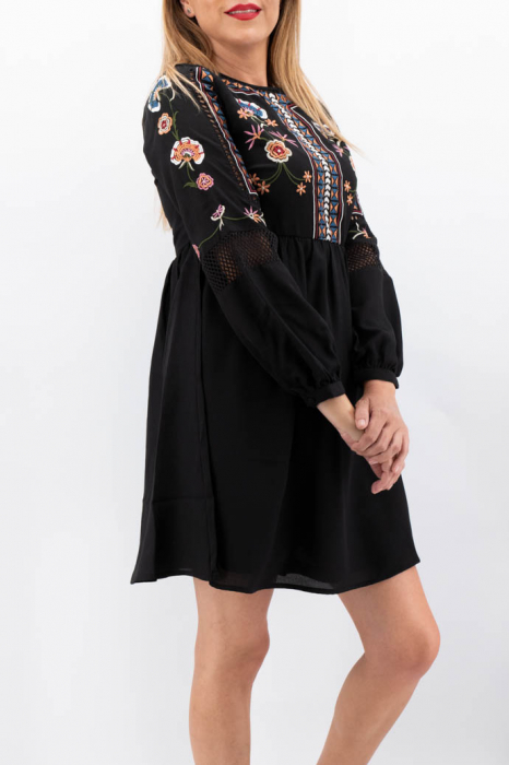 Rochie cu motive Traditionale Anemona [2]