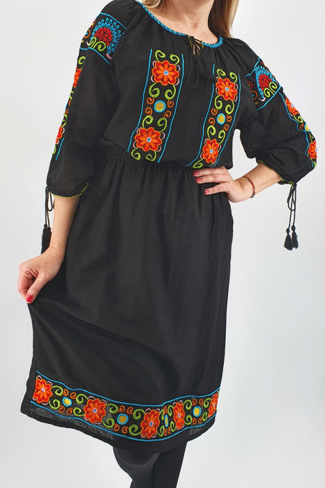 Rochie Traditionala Corinuta 2 [3]