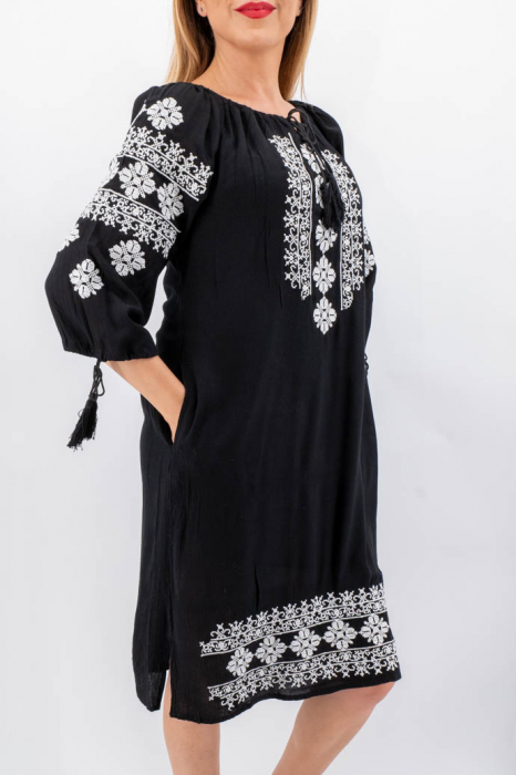Rochie Traditionala Didina [4]