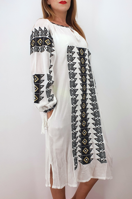 Rochie Traditionala Vivi [3]