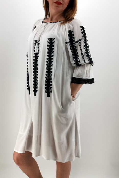 Rochie Traditionala Emiliana [2]